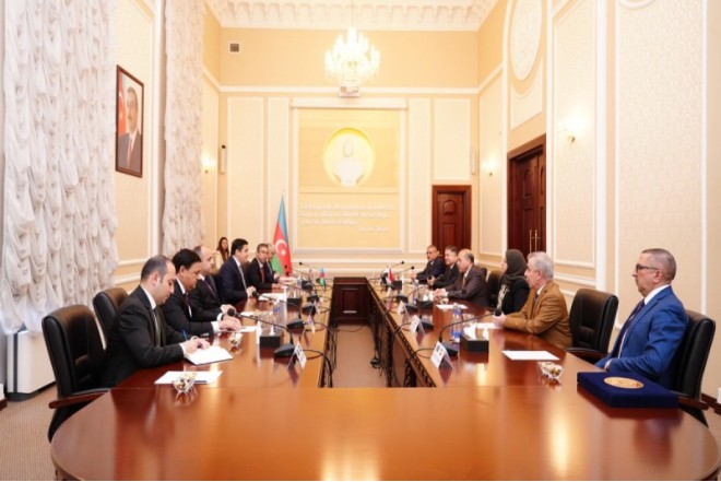 Ədliyyə naziri İraq Federal Ali Məhkəməsinin sədri ilə görüşüb 