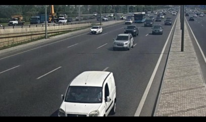 Heydər Əliyev propektində körpüdə yol qəzası olub - FOTO