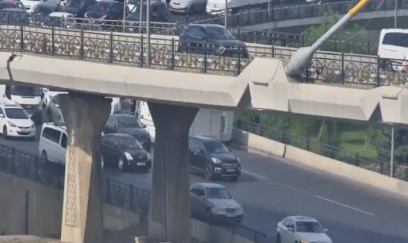 “Koroğlu” körpüsündə qəza olub, sıxlıq yaranıb 