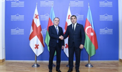Ceyhun Bayramov Gürcüstan Parlamentinin sədri ilə görüşüb 