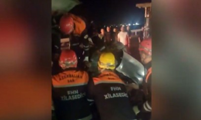 Ələtdə iki yük maşını toqquşub, xəsarət alan var - VİDEO