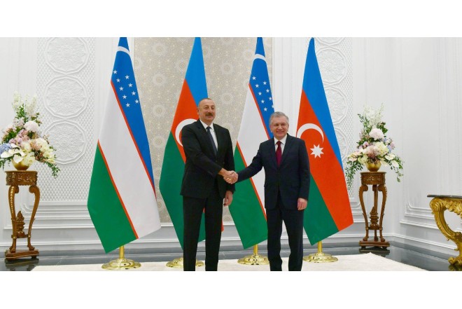 İlham Əliyev Şavkat Mirziyoyevə zəng etdi