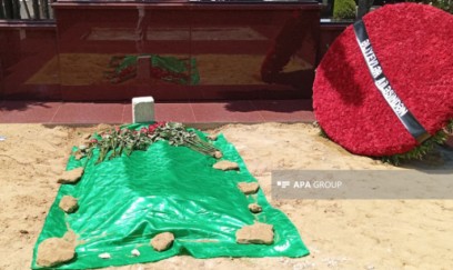 Sabiq deputat Xanhüseyn Kazımlı dəfn edilib 
