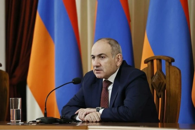 Paşinyan "Dolya vorovskaya" mahnısına QƏZƏBLƏNDİ