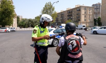 Təhlükəli manevrlər edən motosiklet sürücüləri müəyyən olunub - FOTOLAR