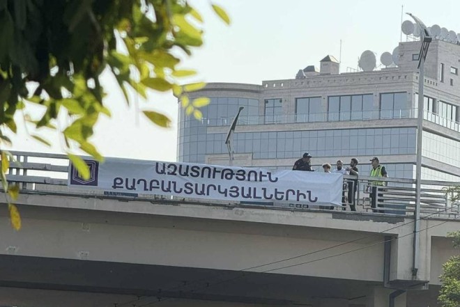 Həbsdə olan keşiş Qalstanyanın üç tərəfdarı TUTULDU