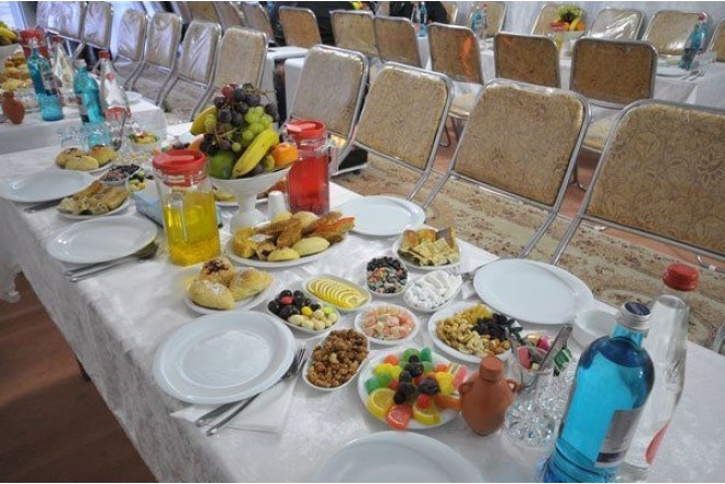 Yas mərasimlərində yemək qadağası - Növbə Bakıya ÇATDI