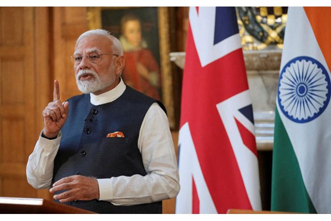 Modi Pakistanı raket zərbəsi ilə hədələdi