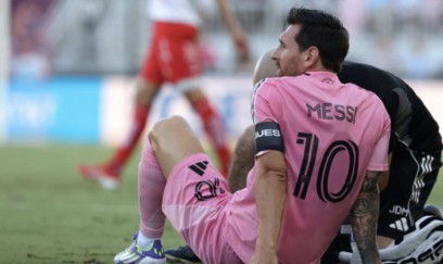 Messi 11-ci dəqiqədə meydandan çıxdı - VİDEO