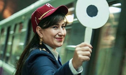 Bakı metrosunda körpə doğuldu 