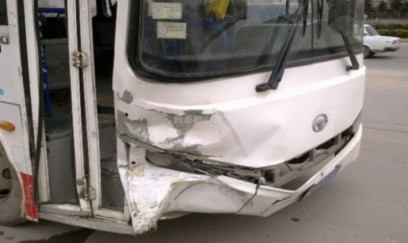 58 yaşlı qadını avtobus vurub öldürdü 