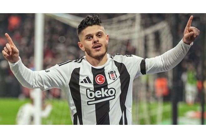 “Beşiktaş” futbolçusuna 10 milyon qiymət qoydu 
