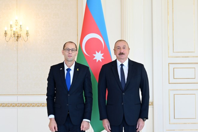 İsrailin yeni səfiri İlham Əliyevin QƏBULUNDA – FOTOLAR