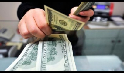 Dollar almaq istəyənlərin NƏZƏRİNƏ - avqustun 18-də