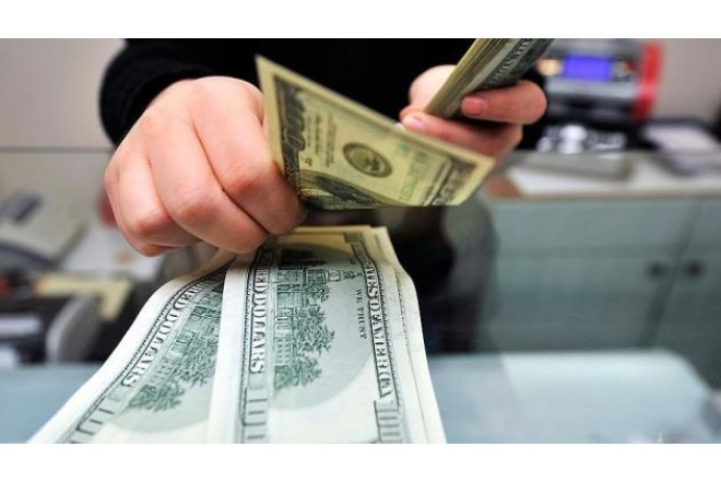 Dollar almaq istəyənlərin NƏZƏRİNƏ - avqustun 18-də
