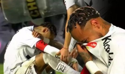 Neymar hönkür-hönkür ağladı - VİDEO