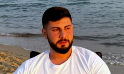 Tarsusda həyat yoldaşı tərəfindən bıçaqlanan gənc 15 gün sonra vəfat etdi