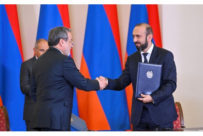 Ermənistan və İran XİN rəhbərləri regional prosesləri müzakirə edib 