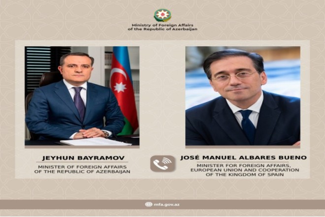 Ceyhun Bayramov ispaniyalı həmkarı ilə telefon danışığı aparıb 