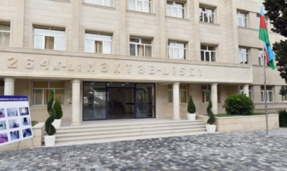 Bakıda 264 nömrəli məktəbin stadionunda yanğın başlayıb