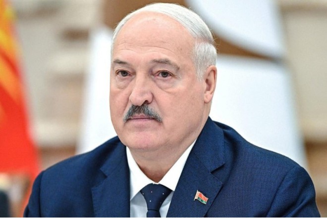 Putin “Oreşnik”lə hökumət binalarına zərbə endirilməsindən imtina etdi - Lukaşenko