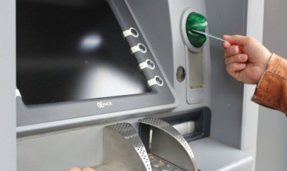 Bank kartlarından oğurluq edən şəxslər saxlanılıb