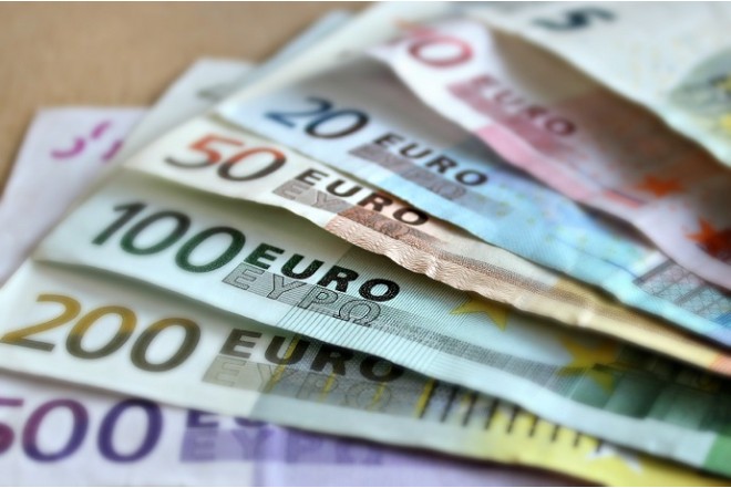 Rusiya dondurulmuş 10 milyard avronu itirdi 