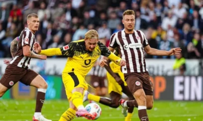 “Borussiya Dortmund” səfərdə heç-heçə edib 