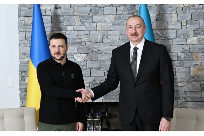 Prezident İlham Əliyev Volodimir Zelenskini təbrik edib 