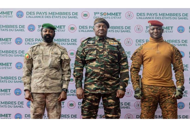Burkina Faso və Mali Nigeriyada keçirilən hərbi sammiti boykot edib 