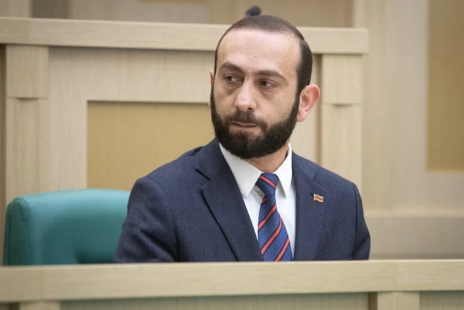Mirzoyan: Azərbaycanla sülh müqaviləsi imzalamaq üçün görüləcək işlər var 