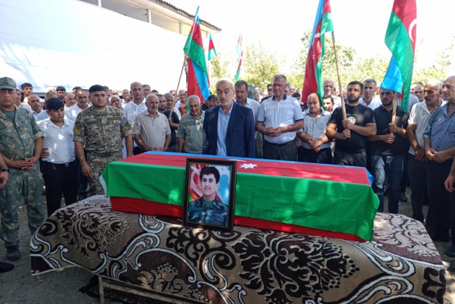 Şəhidimiz Kürdəmirdə dəfn edildi 