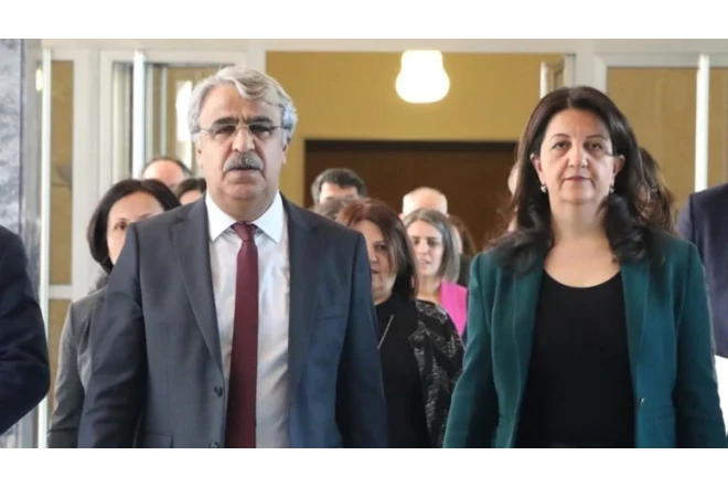 DEM Partiya heyəti Abdullah Öcalanla görüşüb