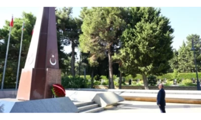Bakıda Türk şəhidliyi ziyarət edilib- FOTOLAR
