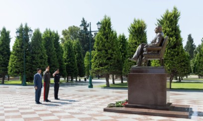 Vilayət Eyvazov Xaçmazda vətəndaşların müraciətlərini dinlədi- FOTOLAR