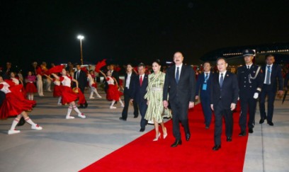 Prezident İlham Əliyevin Çinə səfəri şərəfinə xüsusi kortec ayrılıb 