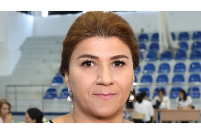Məktəb direktorunun ölkədən çıxışına qadağa qoyuldu