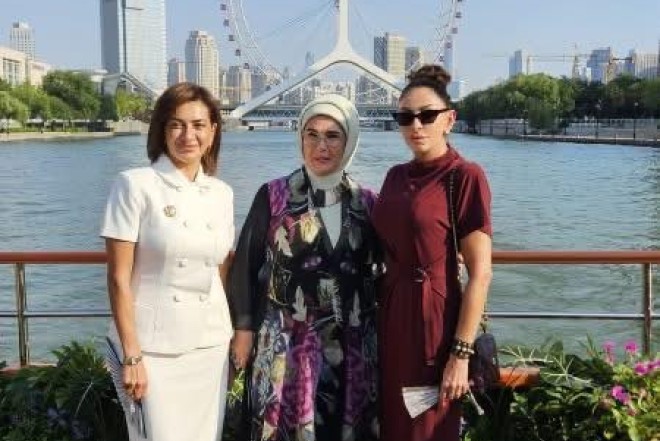 Dünyaya yeni mesaj verənlər...- FOTO