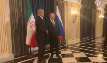 Putin Pezeşkianla görüşüb 