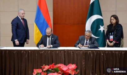 Ermənistan Pakistanla kommünike imzaladı