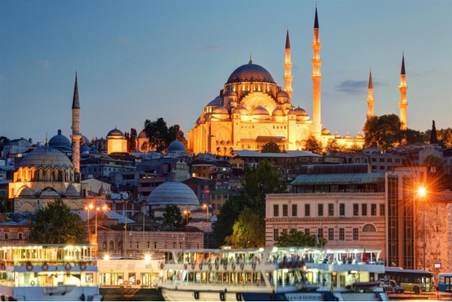 İstanbulda mitinq keçirmək qadağan edilib 