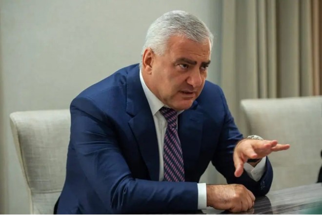 Məhkəmə Samvel Karapetyanı həbsdə saxlayıb 