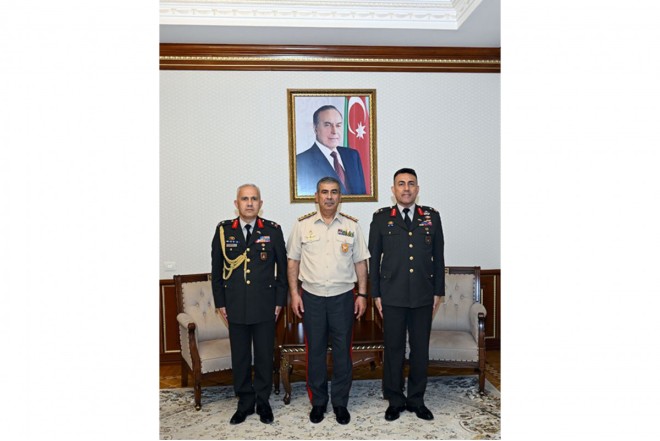 Zakir Həsənov Türkiyənin yeni hərbi attaşesini qəbul edib 