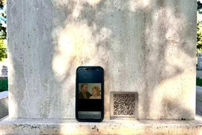 Yeni nəsil məzarlar belə olacaq: QR kodlu... - FOTO