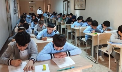 Nazirlik: Yeni tədris ilində 130 mindən çox uşaq birinci sinfə gedəcək 