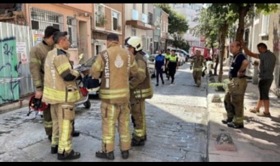 Türkiyədə torpaq sürüşməsi işçini yaraladı - FOTO