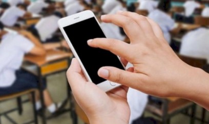 Bütün məktəblərdə telefon qadağan ediləcək - RƏSMİ