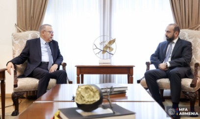 Ararat Mirzoyan Sərdar Kılıçı qəbul edib 