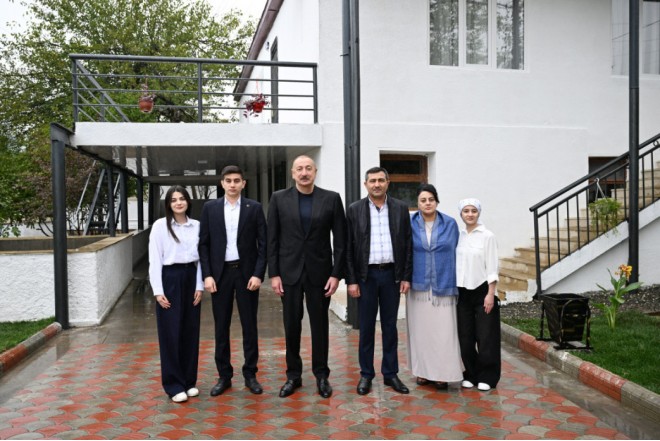 Prezident Hadrut qəsəbəsində olub 