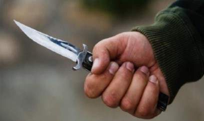 40 yaşlı kişi bıçaqlandı - Şübhəli qardaşıdır